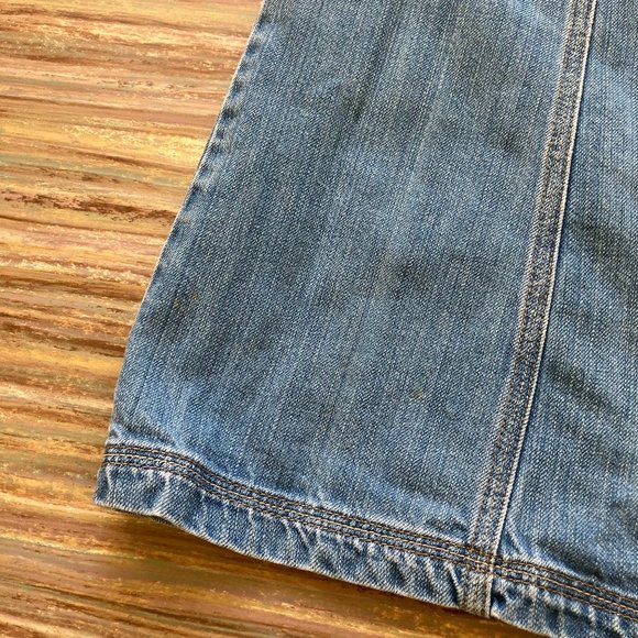 Eddie Bauer Button Front Knee Length Denim Skirt with Pockets - Picture 2 of 6